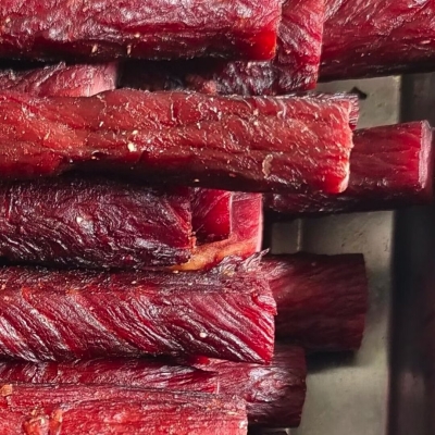 赤峰附近牛肉干工廠電話號(hào)碼-第1張圖片