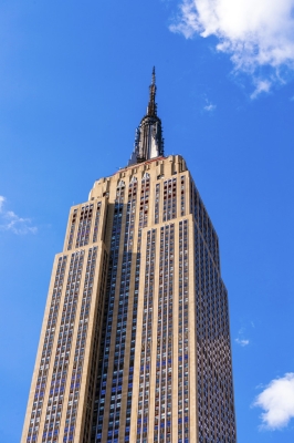 赤峰帝國商務(wù)大廈電話號碼-第1張圖片