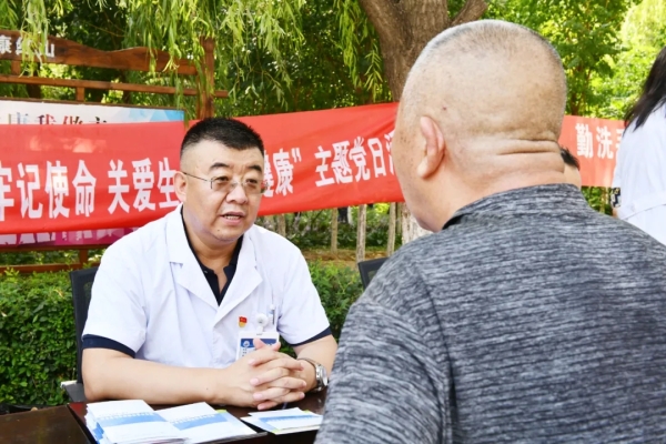 赤峰市醫(yī)院摔傷科電話(huà)號(hào)碼-第1張圖片