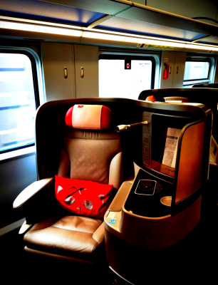 赤峰高鐵貴賓廳電話號(hào)碼-第1張圖片