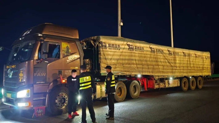 赤峰到朝陽(yáng)托運(yùn)車電話號(hào)碼-第1張圖片