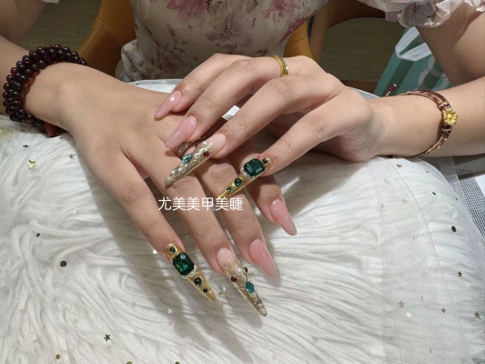 赤峰紅山區(qū)美甲店電話號(hào)碼-第1張圖片