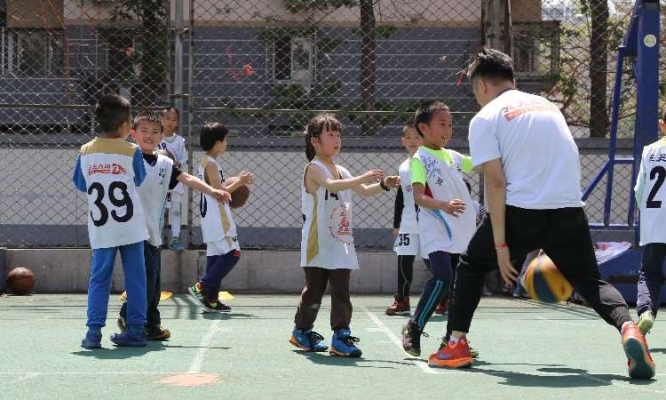 赤峰萬達(dá)籃球培訓(xùn)電話號(hào)碼-第1張圖片