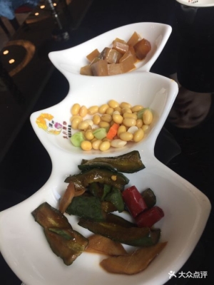 赤峰魚(yú)頭泡餅新城店電話(huà)號(hào)碼-第1張圖片