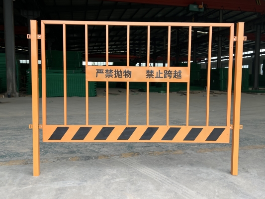 赤峰現(xiàn)場基坑護(hù)欄廠家電話號碼-第1張圖片