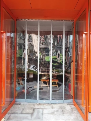 赤峰門(mén)簾廠家電話多少號(hào)-第1張圖片