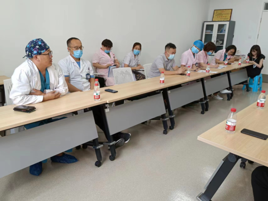 赤峰產(chǎn)婦接送電話(huà)是多少號(hào)-第1張圖片