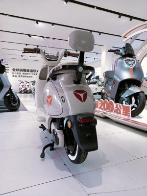 赤峰雅迪總店地址電話查詢號碼-第1張圖片