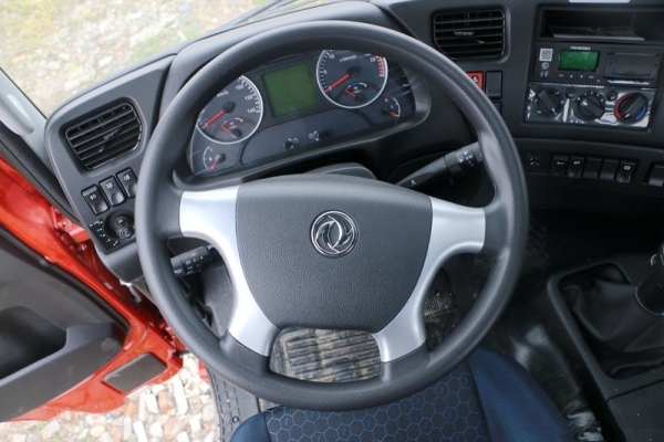 赤峰天龍貨車經(jīng)銷商電話號碼-第1張圖片