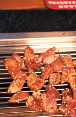 赤峰烤羊師傅招聘電話是多少號(hào)-第1張圖片