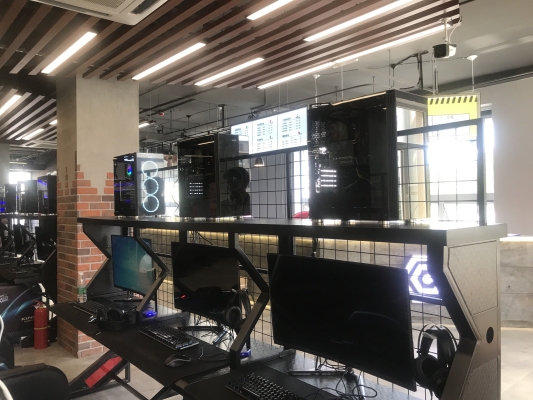 赤峰簡競電競賓館電話號碼-第1張圖片