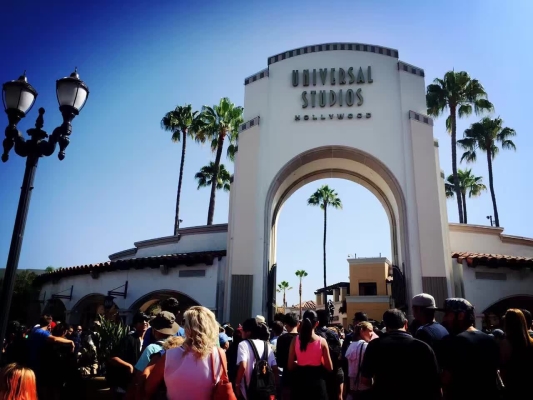 赤峰步行街環(huán)球影城電話(huà)號(hào)碼-第1張圖片