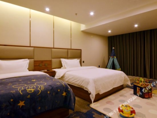 赤峰春城烤鴨店地址電話號碼-第1張圖片