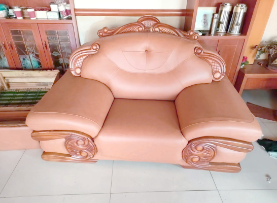 赤峰買(mǎi)床沙發(fā)電話(huà)地址查詢(xún)-第1張圖片