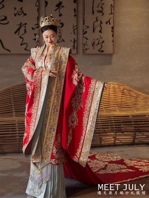 赤峰柒月嫁衣店電話地址查詢-第1張圖片