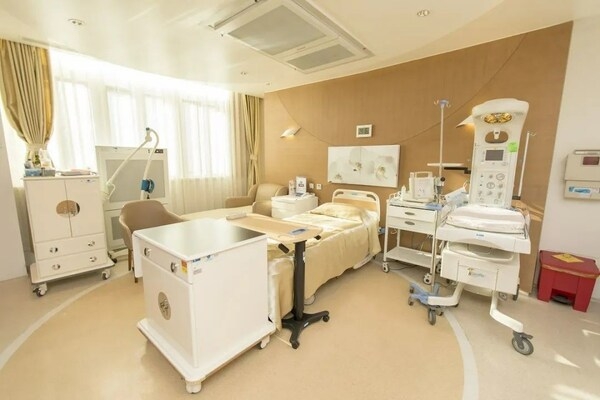 赤峰市市醫(yī)院產(chǎn)房電話號碼-第1張圖片