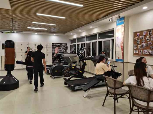 赤峰跳舞工作室地址電話號(hào)碼-第1張圖片