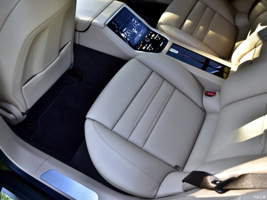 保時捷內蒙古赤峰售后電話號碼-第1張圖片