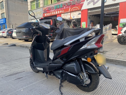 赤峰領(lǐng)尚機(jī)車銷售電話地址查詢-第1張圖片