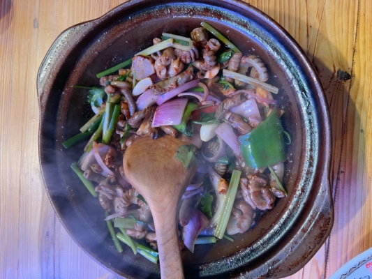 赤峰華哥海鮮店電話號碼-第1張圖片