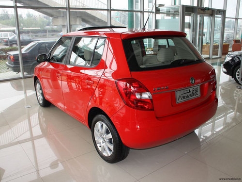 赤峰車貸聯(lián)系方式電話查詢-第1張圖片