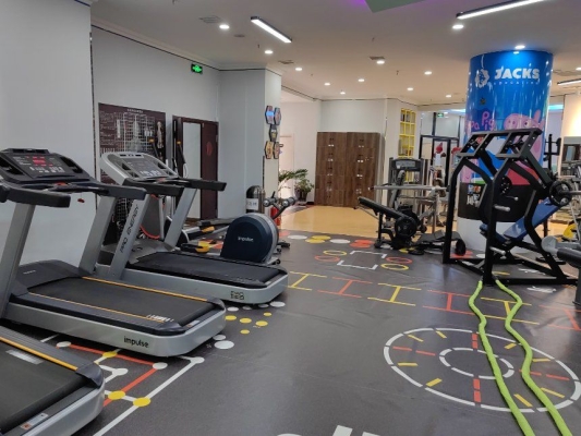 赤峰健身中心店地址電話號(hào)碼-第1張圖片