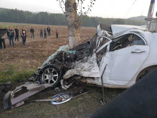 赤峰高速掛車事故處理電話號碼-第1張圖片