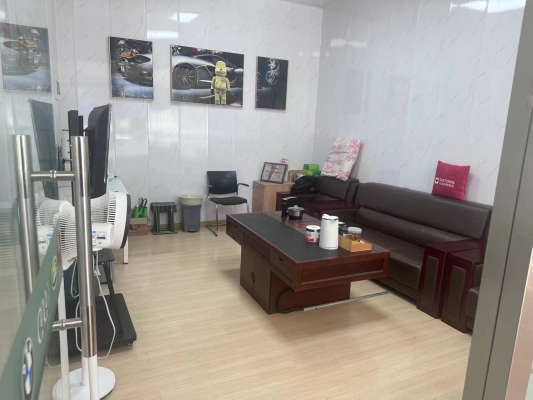 赤峰汽車(chē)貼膜裝飾店電話號(hào)碼-第1張圖片