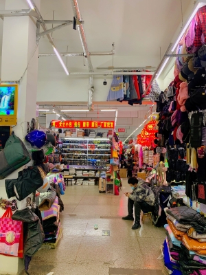 赤峰胖人男裝店地址電話號碼-第1張圖片