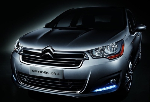 赤峰汽車貼紙廠家電話號(hào)碼-第1張圖片