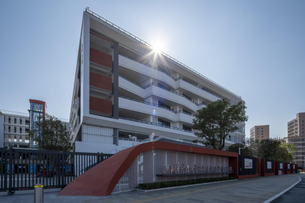 赤峰光明學(xué)校電話號碼是多少-第1張圖片