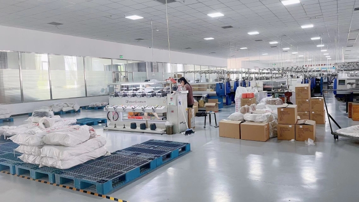 赤峰東黎羊絨車間招聘電話號碼-第1張圖片