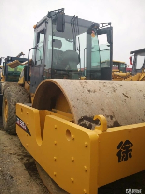 赤峰好用壓路機(jī)店電話號碼-第1張圖片