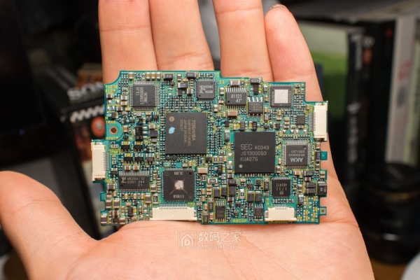 赤峰廢舊攝像機(jī)出售電話號(hào)碼-第1張圖片