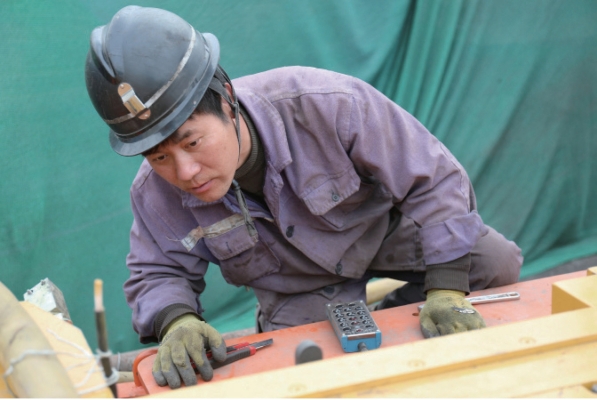 赤峰礦山機械維修電話號碼-第1張圖片