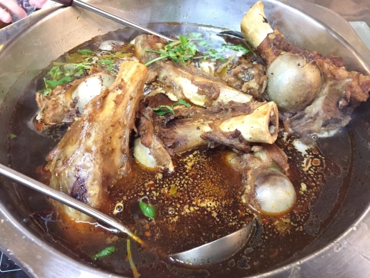 赤峰長青街醬骨頭店電話號(hào)碼-第1張圖片