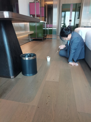 赤峰市維修地板師傅電話號(hào)碼-第1張圖片