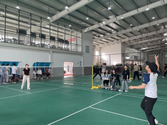 赤峰羽毛球免費預約電話號碼-第1張圖片