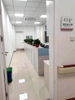 赤峰市醫(yī)院按摩科電話號碼-第1張圖片