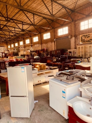 赤峰大板鎮(zhèn)家具市場電話號(hào)碼-第1張圖片