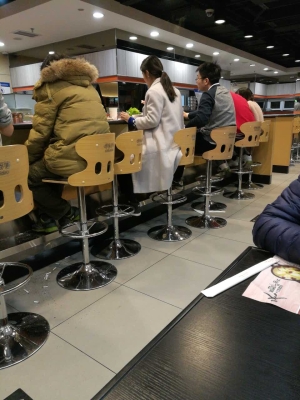 赤峰鑫隆福超市辦卡電話號碼-第1張圖片