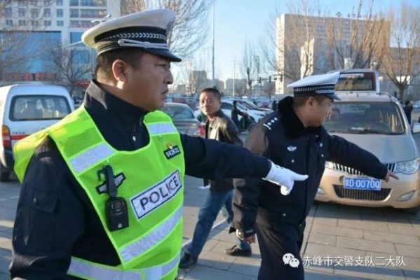 赤峰木蘭街?jǐn)[攤電話多少號-第1張圖片