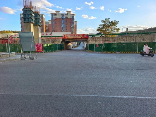 赤峰鑫港汽修-第1張圖片