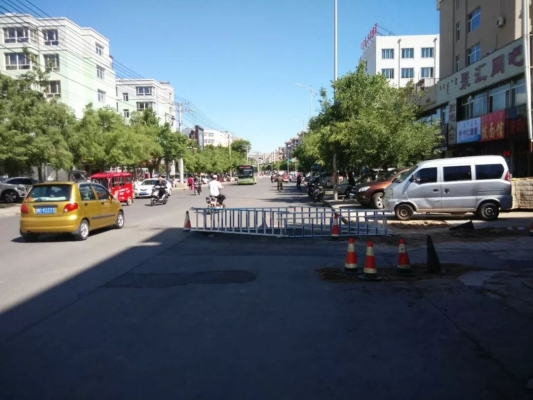 赤峰紅山區(qū)紅星酒店電話號碼-第1張圖片