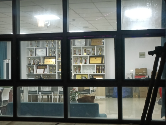 赤峰賣(mài)電熱畫(huà)商家電話號(hào)碼-第1張圖片