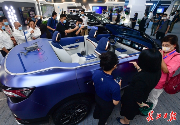 赤峰藍(lán)色出租車公司電話號(hào)碼-第1張圖片