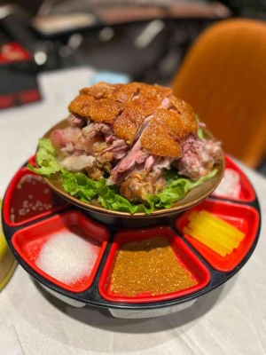 赤峰附近肘子店電話號碼多少-第1張圖片