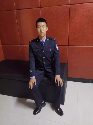 赤峰實(shí)驗(yàn)中學(xué)曹磊校長(zhǎng)電話號(hào)碼-第1張圖片