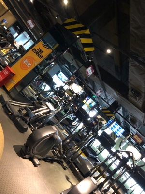 摩爾城滑板店赤峰店電話號碼-第1張圖片