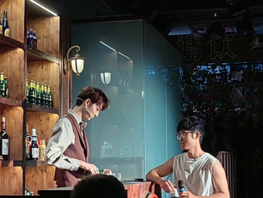 五號(hào)酒館赤峰店地址電話號(hào)碼-第1張圖片